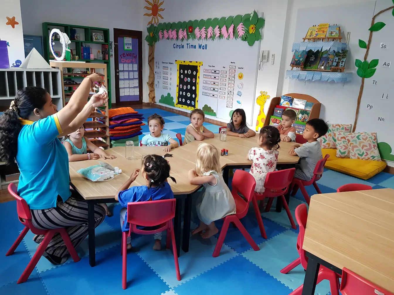 Science-experiment-at-UKC